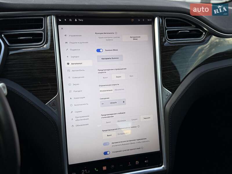 Ліфтбек Tesla Model S 2016 в Києві