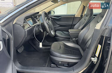 Лифтбек Tesla Model S 2014 в 