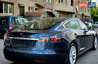 Ліфтбек Tesla Model S 2018 в 