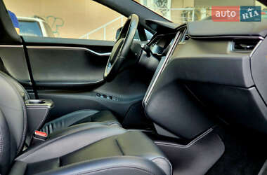Ліфтбек Tesla Model S 2018 в 