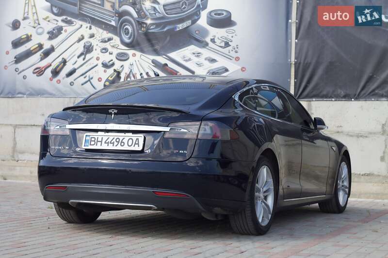 Хетчбек Tesla Model S 2014 в Одесі