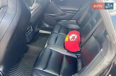 Лифтбек Tesla Model S 2018 в 