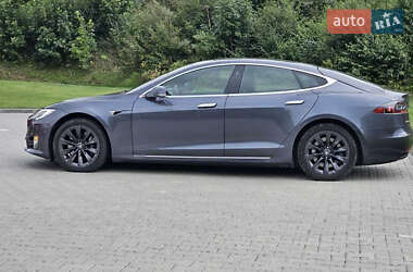Лифтбек Tesla Model S 2018 в 