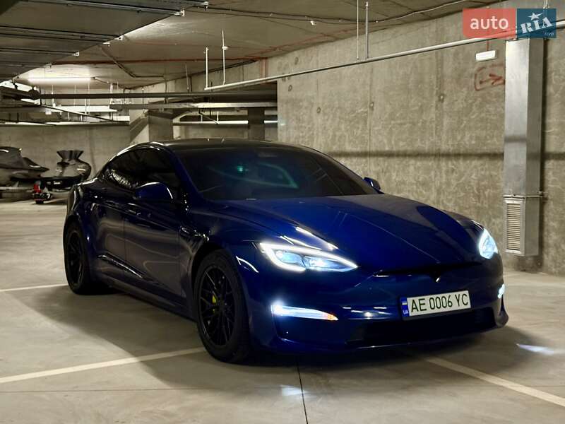Лифтбек Tesla Model S 2022 в Днепре