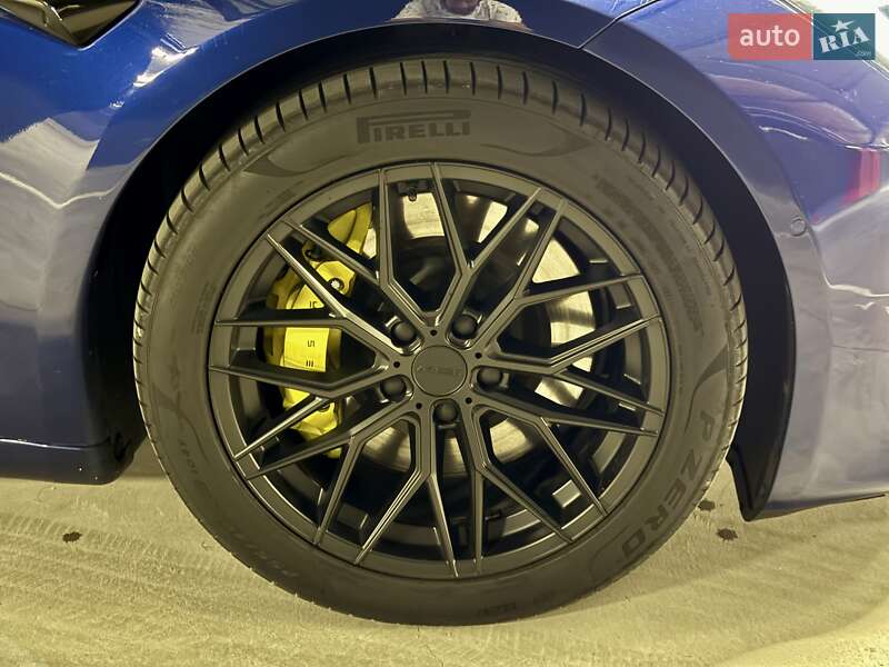 Лифтбек Tesla Model S 2022 в Днепре