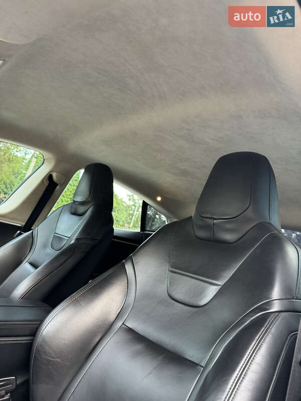 Лифтбек Tesla Model S 2015 в Ровно фото 14 Лифтбек Tesla Model S 2015 в Ровно