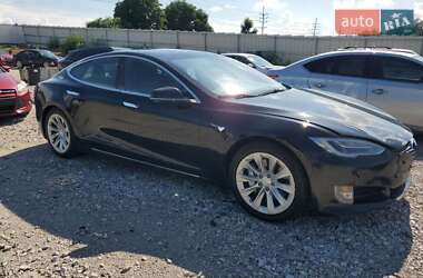 Лифтбек Tesla Model S 2018 в 