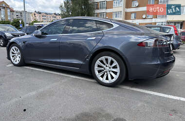 Ліфтбек Tesla Model S 2017 в 