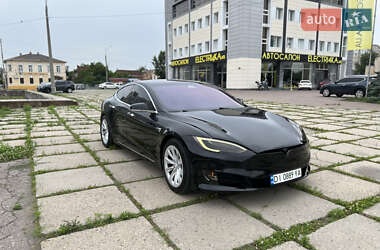 Ліфтбек Tesla Model S 2017 в 