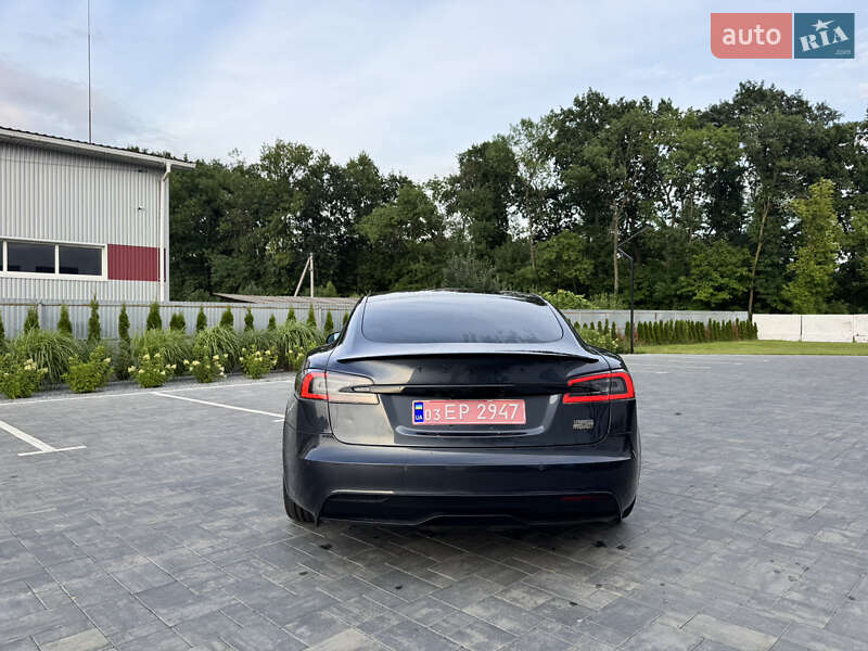 Ліфтбек Tesla Model S 2021 в Луцьку