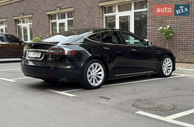Лифтбек Tesla Model S 2017 в 