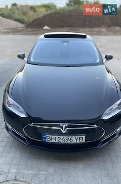 Ліфтбек Tesla Model S 2014 в 