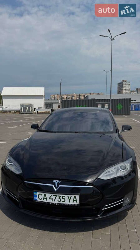 Tesla Model S 2015 Tesla Model S 2015