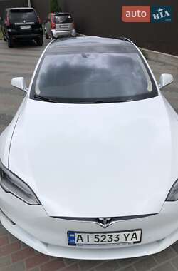 Лифтбек Tesla Model S 2016 в 