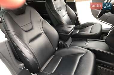Лифтбек Tesla Model S 2016 в 