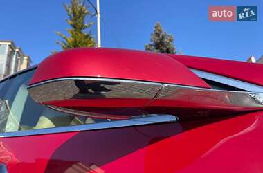 Лифтбек Tesla Model S 2013 в 