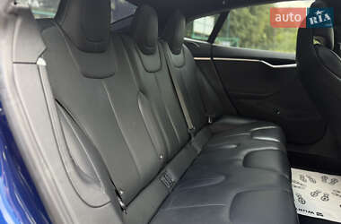 Лифтбек Tesla Model S 2017 в 