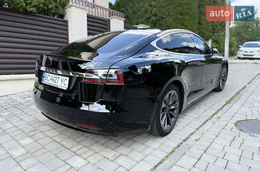 Лифтбек Tesla Model S 2017 в 