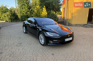 Ліфтбек Tesla Model S 2018 в 