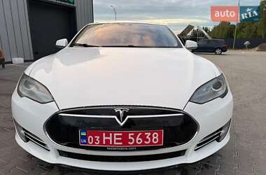 Ліфтбек Tesla Model S 2014 в 