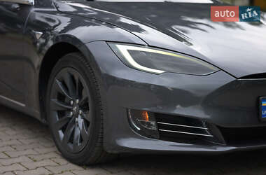 Лифтбек Tesla Model S 2018 в Черновцах фото 3 Лифтбек Tesla Model S 2018 в Черновцах