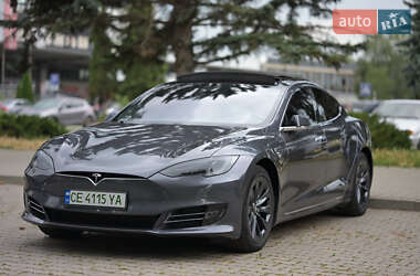 Лифтбек Tesla Model S 2018 в Черновцах фото Лифтбек Tesla Model S 2018 в Черновцах