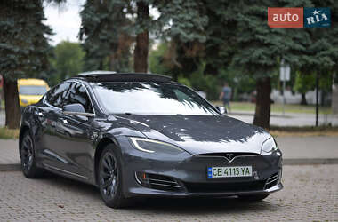Ліфтбек Tesla Model S 2018 в Чернівцях