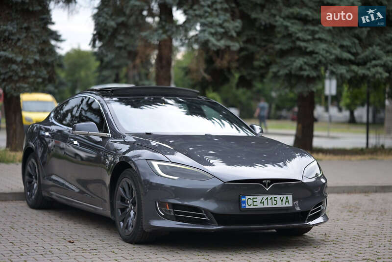 Лифтбек Tesla Model S 2018 в Черновцах фото 2 Лифтбек Tesla Model S 2018 в Черновцах