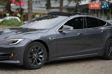 Лифтбек Tesla Model S 2018 в Черновцах фото 9 Лифтбек Tesla Model S 2018 в Черновцах