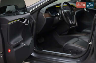 Лифтбек Tesla Model S 2018 в Черновцах фото 12 Лифтбек Tesla Model S 2018 в Черновцах