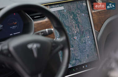 Лифтбек Tesla Model S 2018 в Черновцах фото 16 Лифтбек Tesla Model S 2018 в Черновцах