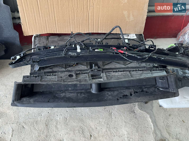Лифтбек Tesla Model S 2024 в Рогатине