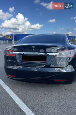 Лифтбек Tesla Model S 2018 в 