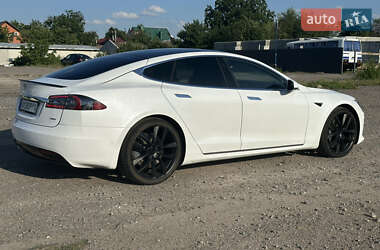 Лифтбек Tesla Model S 2018 в 