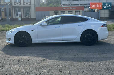 Лифтбек Tesla Model S 2018 в 
