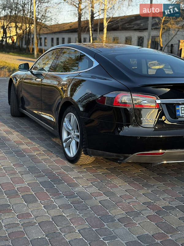Ліфтбек Tesla Model S 2014 в Сарнах фото 12 Ліфтбек Tesla Model S 2014 в Сарнах