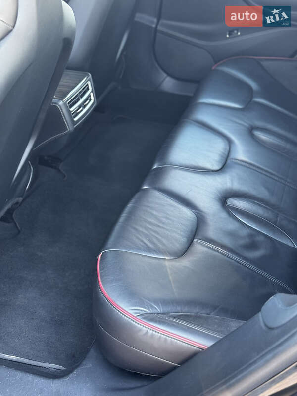 Ліфтбек Tesla Model S 2014 в Сарнах фото 28 Ліфтбек Tesla Model S 2014 в Сарнах