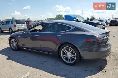Ліфтбек Tesla Model S 2015 в 