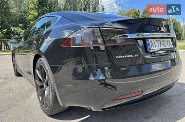 Лифтбек Tesla Model S 2017 в 
