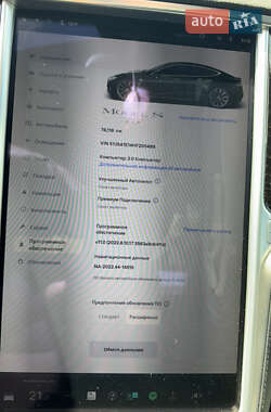 Лифтбек Tesla Model S 2017 в 