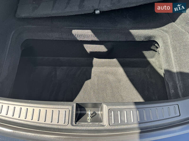 Лифтбек Tesla Model S 2017 в Белой Церкви фото 26 Лифтбек Tesla Model S 2017 в Белой Церкви