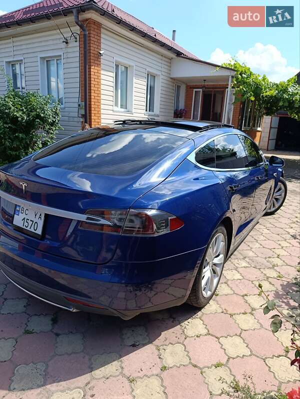 Ліфтбек Tesla Model S 2015 в Конотопі фото 7 Ліфтбек Tesla Model S 2015 в Конотопі