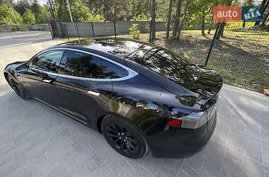 Ліфтбек Tesla Model S 2017 в 