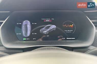 Лифтбек Tesla Model S 2018 в 