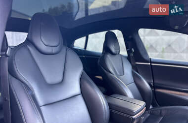 Лифтбек Tesla Model S 2017 в 