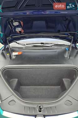 Лифтбек Tesla Model S 2018 в 