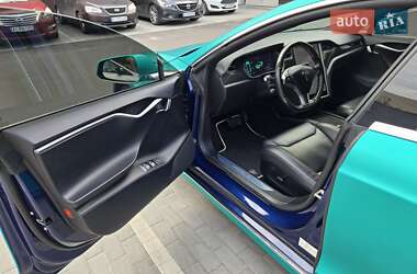 Лифтбек Tesla Model S 2018 в 