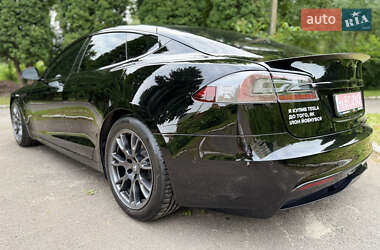 Лифтбек Tesla Model S 2021 в 