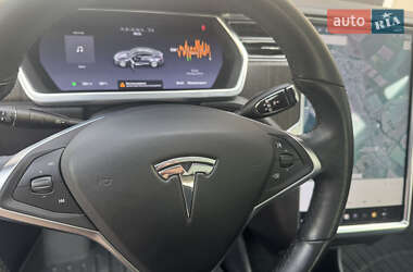 Лифтбек Tesla Model S 2013 в 