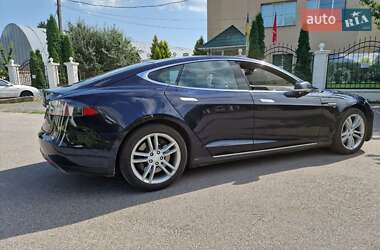 Ліфтбек Tesla Model S 2015 в Вінниці
